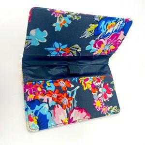 VERA BRADLEY ICONIC CHECKBOOK COVER 24415-L11 PRETTY POISES COLORFUL FLOWERS